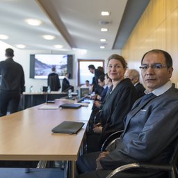 Saúl Luciano Lliuya zund Anwältin Roda Verheyen
